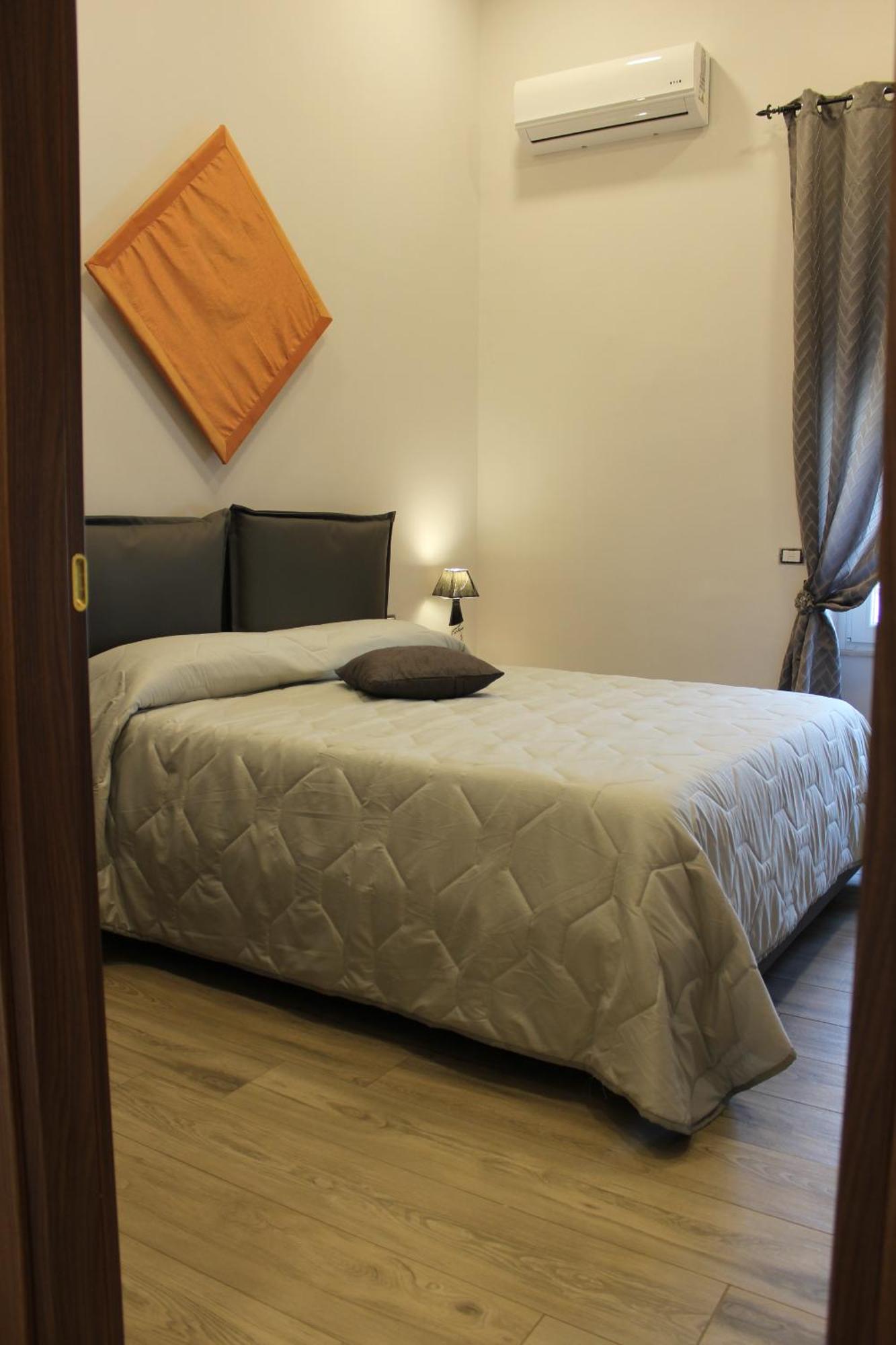 Casa Agnese B&B Napoli Bagian luar foto