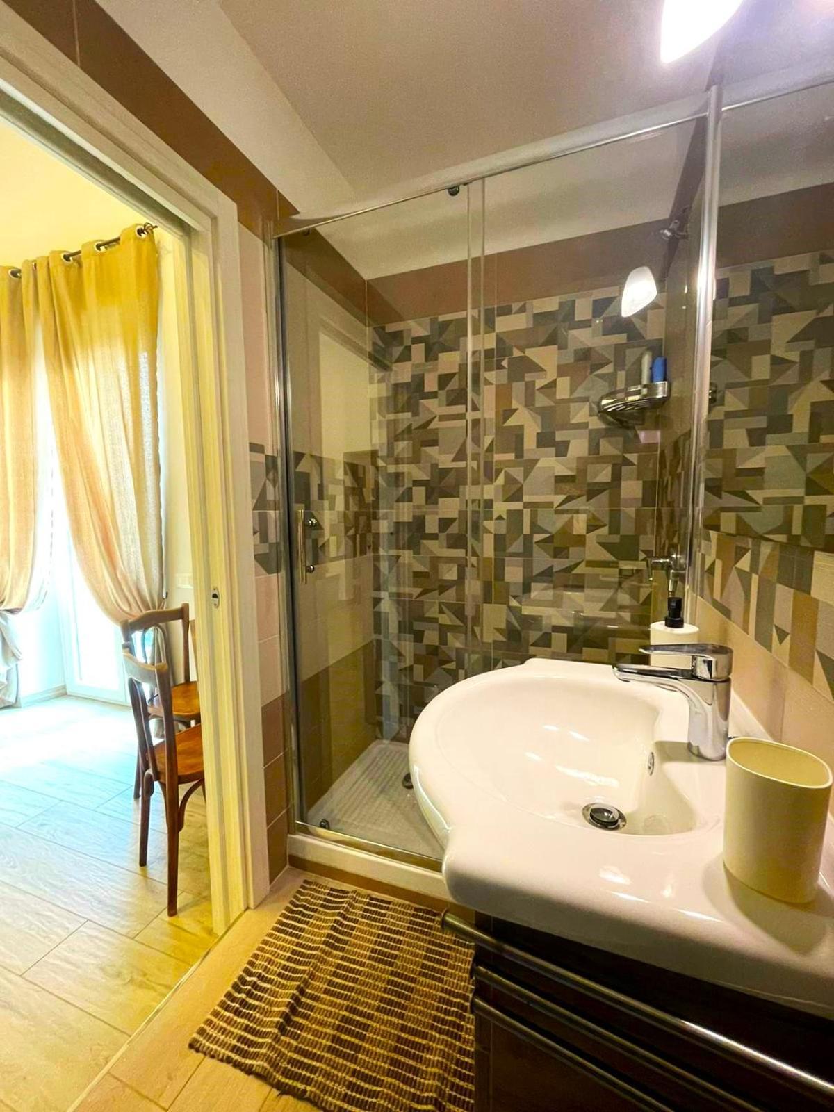 Casa Agnese B&B Napoli Bagian luar foto